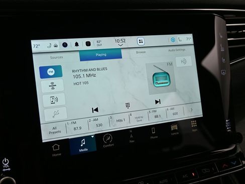 Used 2023 Jeep Wagoneer L Series III w/ Preferred Equipment Group image 23