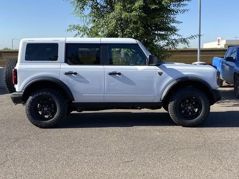 New 2026 Ford Bronco Badlands AWD/4WD image 7