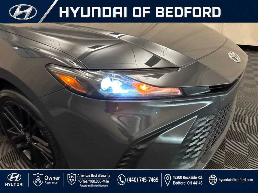 Used 2026 Toyota Camry SE FWD image 12