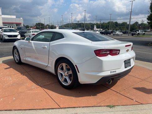Used 2023 Chevrolet Camaro LT image 11