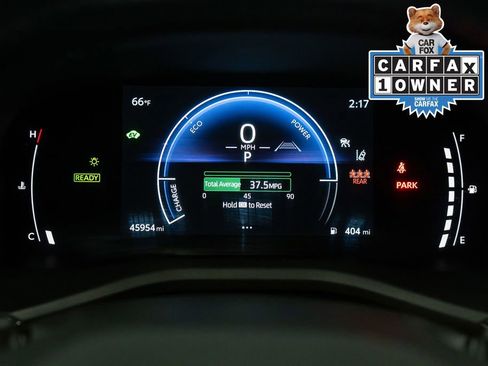 Used 2025 Toyota Camry SE FWD image 17