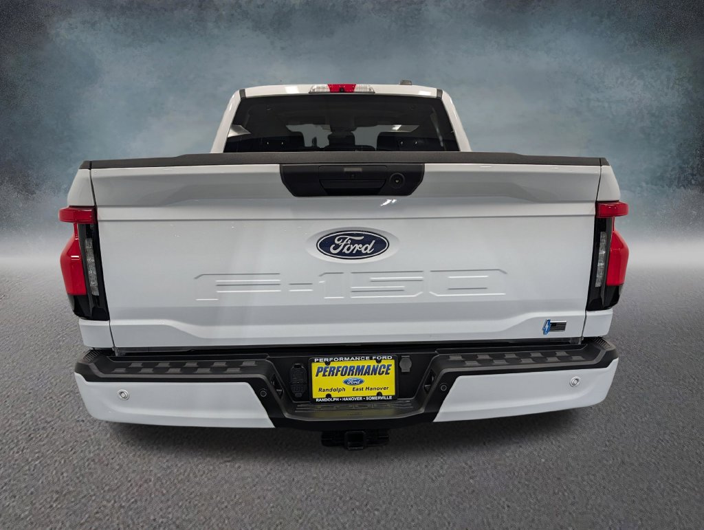 Used 2025 Ford F150 Lightning XLT AWD/4WD image 5