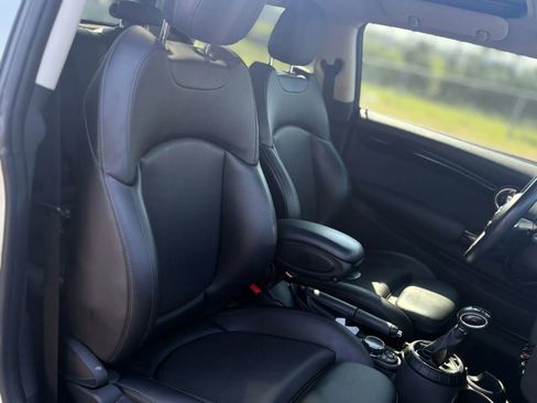 Used 2014 MINI Cooper 2-Door Hardtop image 14