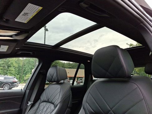 Used 2023 BMW X5 M50i w/ Climate Comfort Package image 16