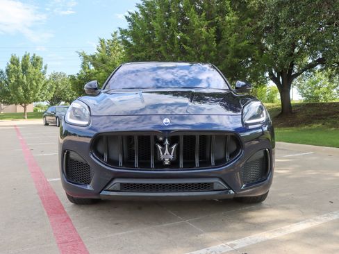 Used 2023 Maserati Grecale Modena AWD/4WD image 2