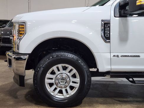 Used 2018 Ford F250 XLT w/ XLT Value Package image 5