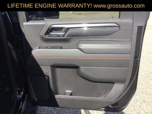 Used 2025 GMC Sierra 3500 AT4 w/ AT4 Premium Plus Package AWD/4WD image 13
