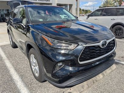 Certified 2023 Toyota Highlander LE