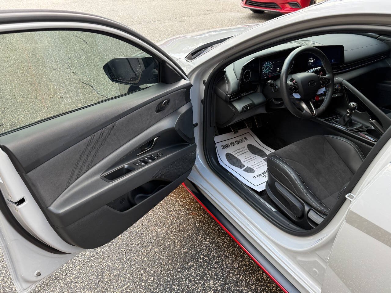 Used 2025 Hyundai Elantra N FWD image 12