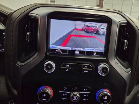 Used 2020 GMC Sierra 1500 SLT AWD/4WD image 57