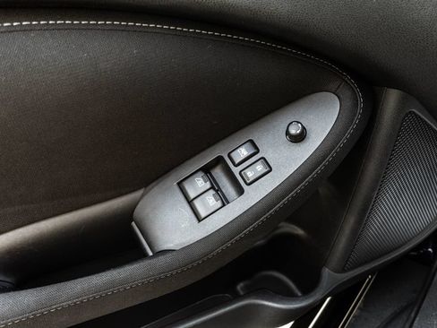 Used 2017 Nissan 370Z Touring Sport RWD image 13