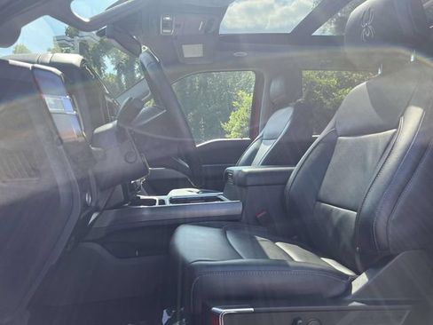 Used 2024 Ford F250 Lariat w/ Lariat Ultimate Package AWD/4WD image 11
