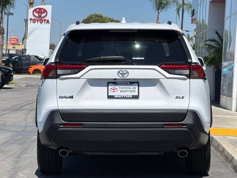 Certified 2023 Toyota RAV4 XLE w/ Convenience Package FWD image 6