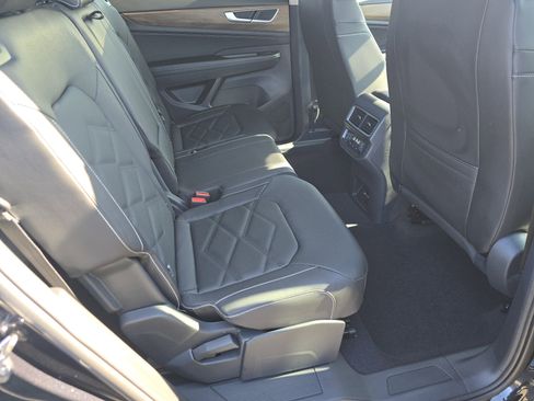 New 2026 Volkswagen Atlas SE image 15