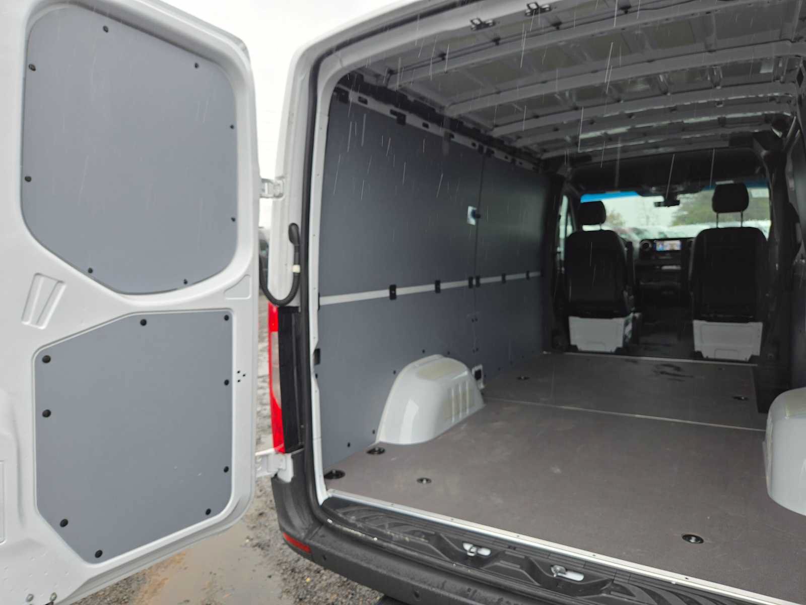 Used 2026 Mercedes-Benz Sprinter 2500 image 18