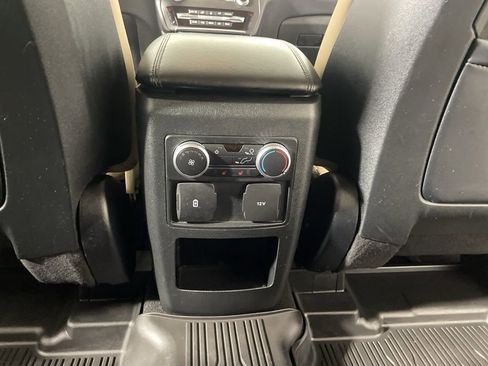 Used 2020 Ford Explorer XLT w/ Comfort Package AWD/4WD image 20