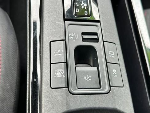 Used 2023 Toyota Prius Prime SE image 35