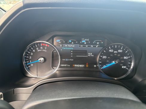 Used 2017 Ford F250 Lariat w/ Chrome Package image 21