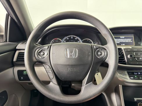 Used 2015 Honda Accord LX image 15