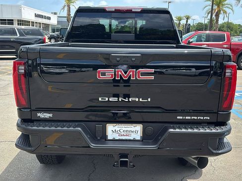 New 2026 GMC Sierra 2500 Denali w/ Denali Reserve Package AWD/4WD image 6