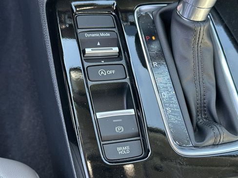 New 2025 Acura Integra image 28