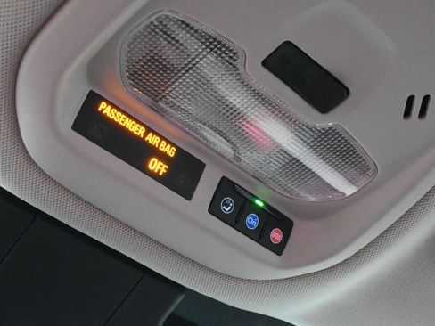 Used 2024 Chevrolet Trax LS w/ LS Convenience Package FWD image 20