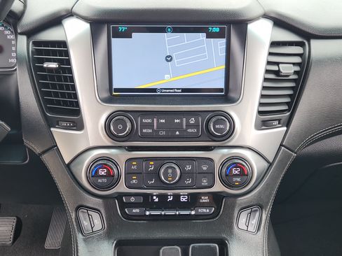 Used 2019 Chevrolet Tahoe LT RWD image 18