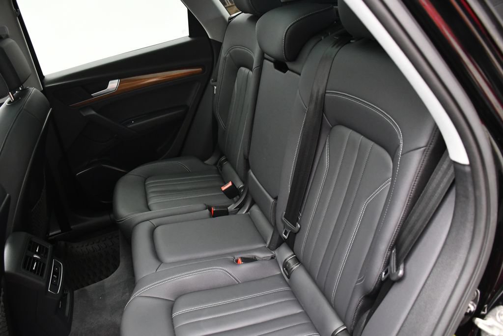 Certified 2023 Audi Q5 2.0T Premium w/ Convenience Package AWD/4WD image 45