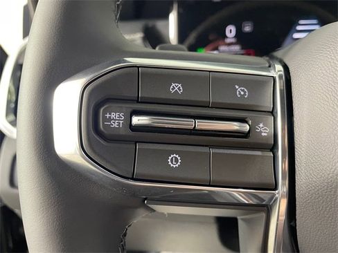 New 2026 GMC Acadia Elevation image 8