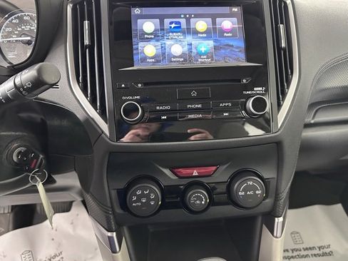 Used 2022 Subaru Forester image 25