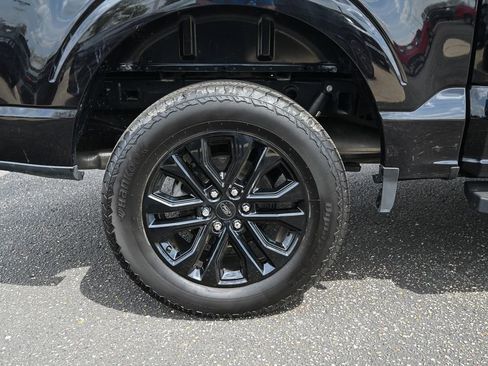 Used 2025 Ford F150 Lariat AWD/4WD image 14