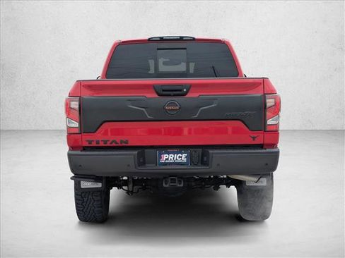 Used 2021 Nissan Titan PRO-4X w/ Pro-4x Convenience Package image 6