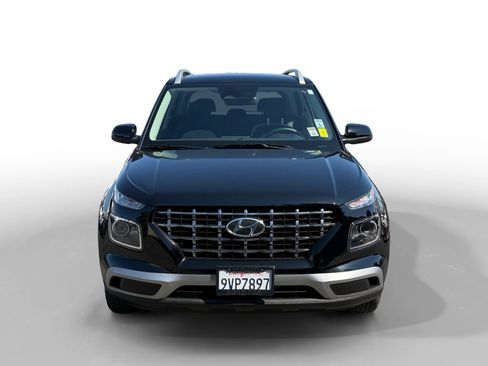 Certified 2026 Hyundai Venue SEL FWD image 8