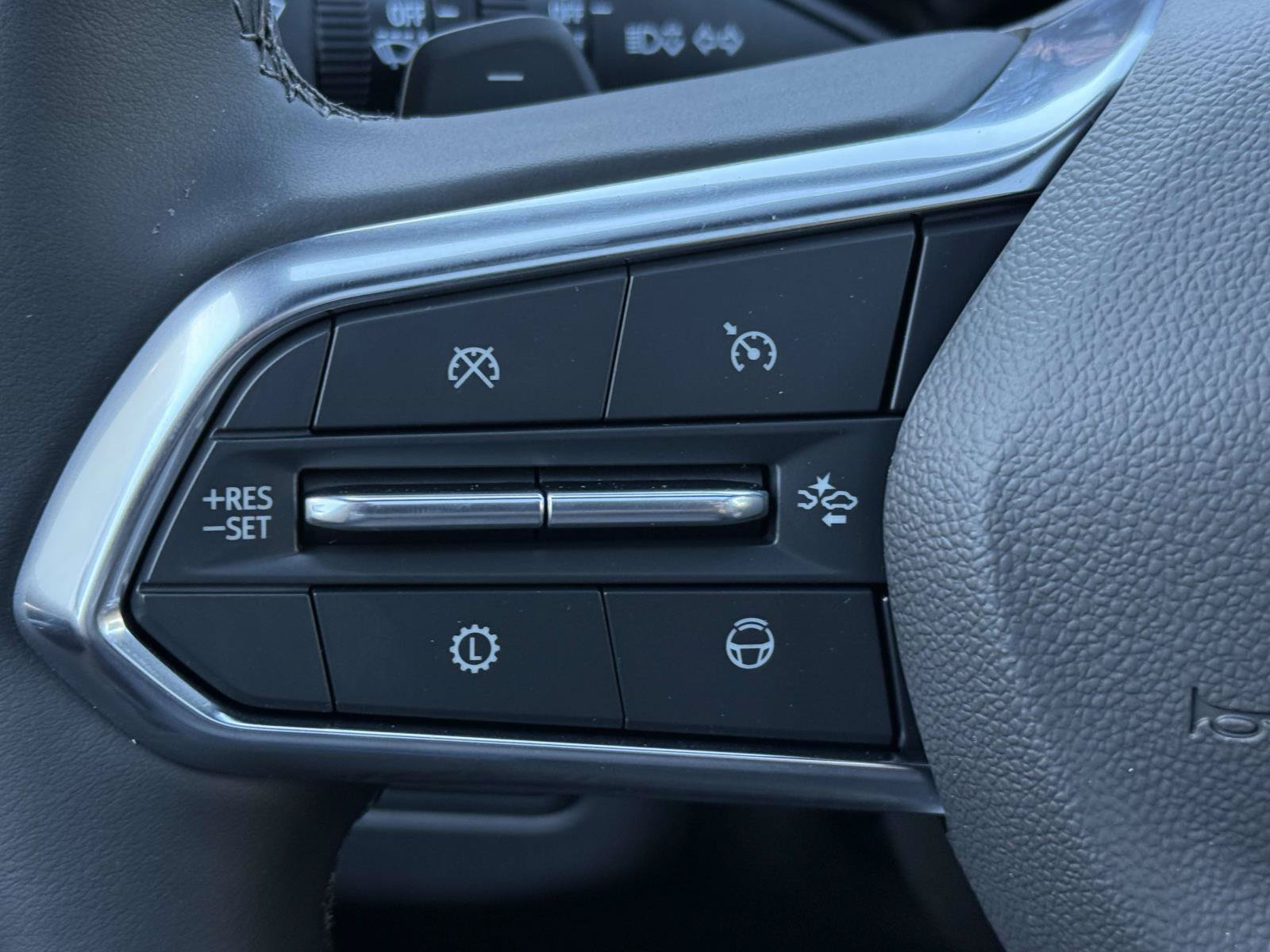 New 2027 Chevrolet Tahoe High Country AWD/4WD image 18