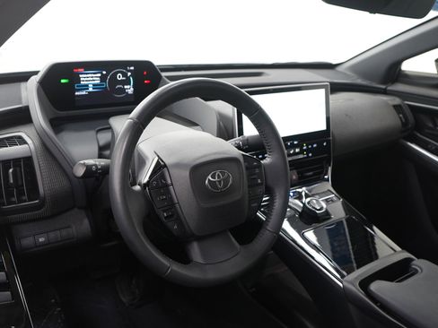 Used 2023 Toyota bZ4X XLE image 23