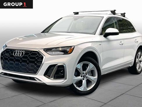 Certified 2025 Audi Q5 2.0T Premium Plus w/ Premium Plus Package image 1