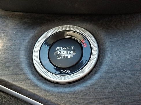 Used 2024 Jeep Grand Cherokee Limited 4xe image 24