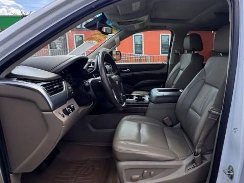 Used 2016 Chevrolet Suburban LT AWD/4WD image 13
