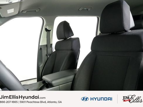 Certified 2026 Hyundai Santa Fe SE image 6
