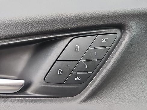 Certified 2026 Chevrolet Equinox ACTIV w/ Convenience Package III FWD image 9