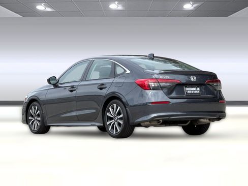 Used 2022 Honda Civic EX image 3