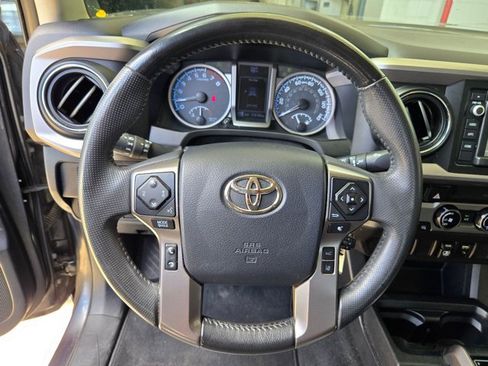 Used 2026 Chevrolet TrailBlazer LS AWD/4WD image 11