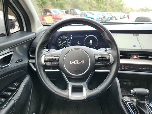 Used 2023 Kia Sportage SX FWD image 13