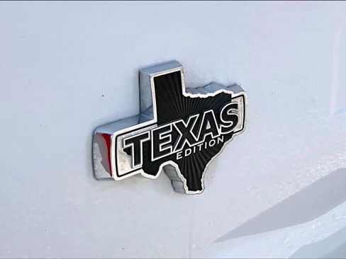 Used 2022 Ford F150 XLT w/ Equipment Group 301A Mid AWD/4WD image 10