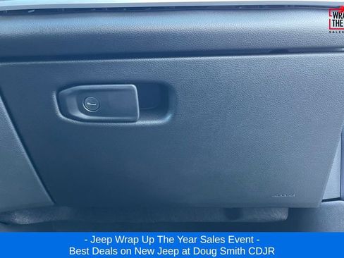 New 2025 Jeep Grand Cherokee L Limited w/ Trailer Tow Package image 21