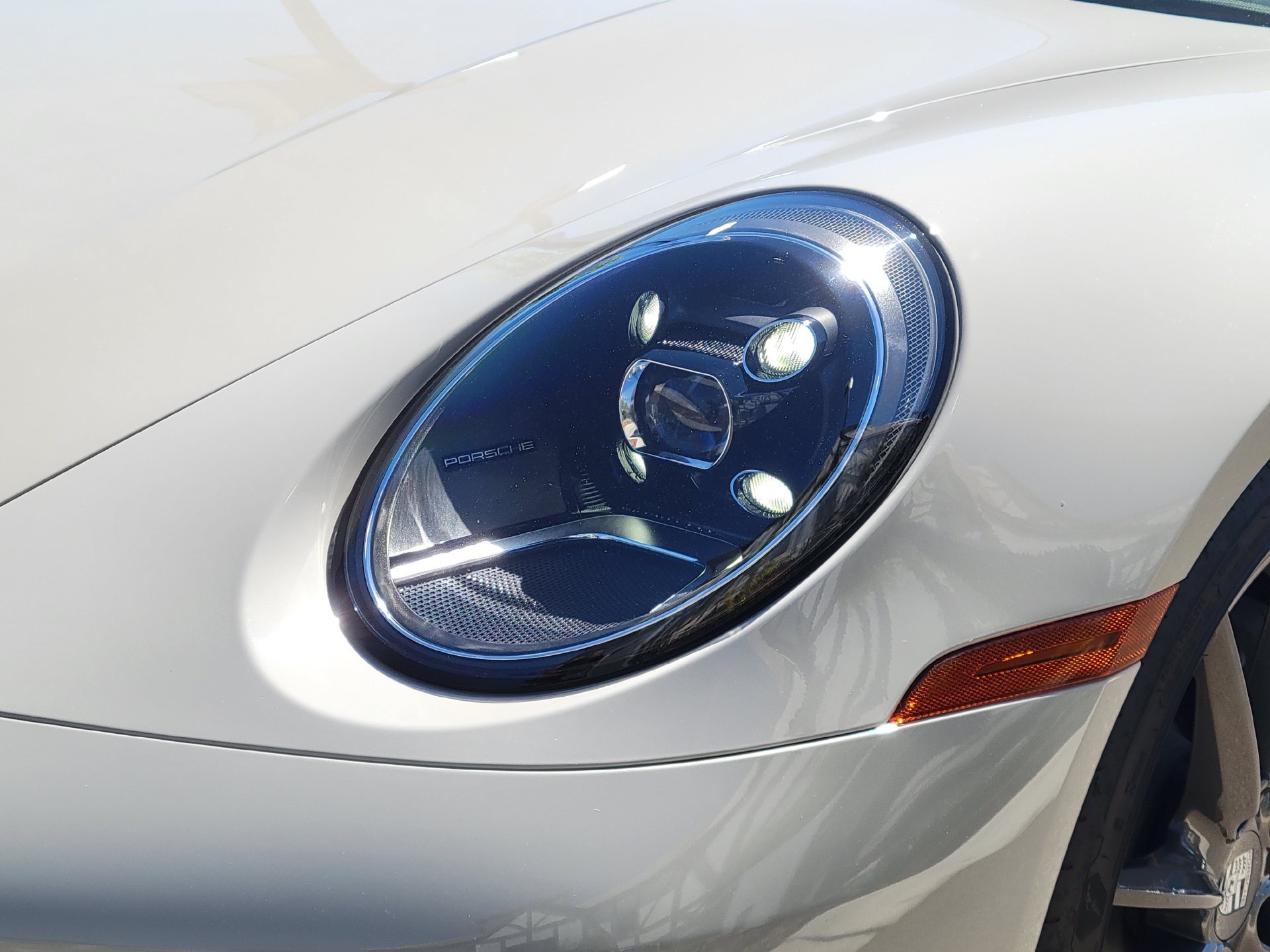 Certified 2023 Porsche 911 Carrera T RWD image 29