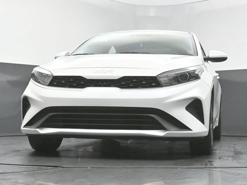 Used 2022 Kia Forte LXS FWD image 46