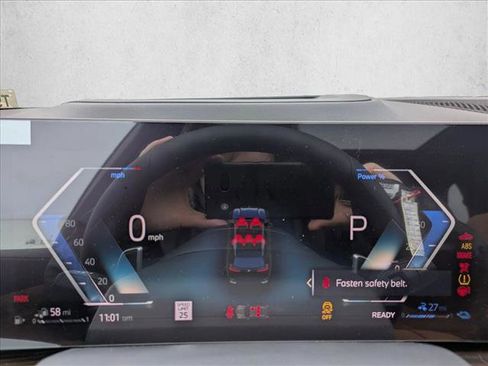 New 2026 BMW X5 xDrive50e w/ M Sport Package image 11