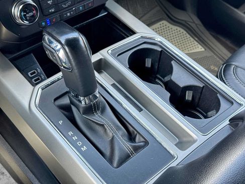 Used 2020 Ford F150 Lariat w/ Equipment Group 502A Luxury AWD/4WD image 31
