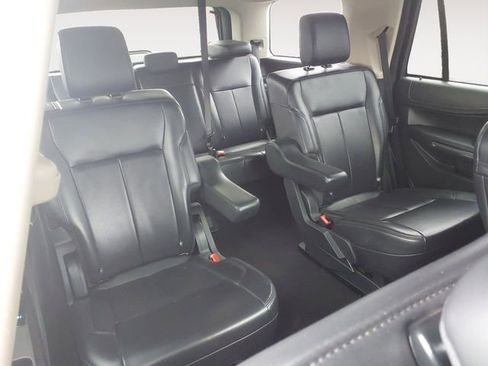 Certified 2024 Ford Expedition XLT image 13